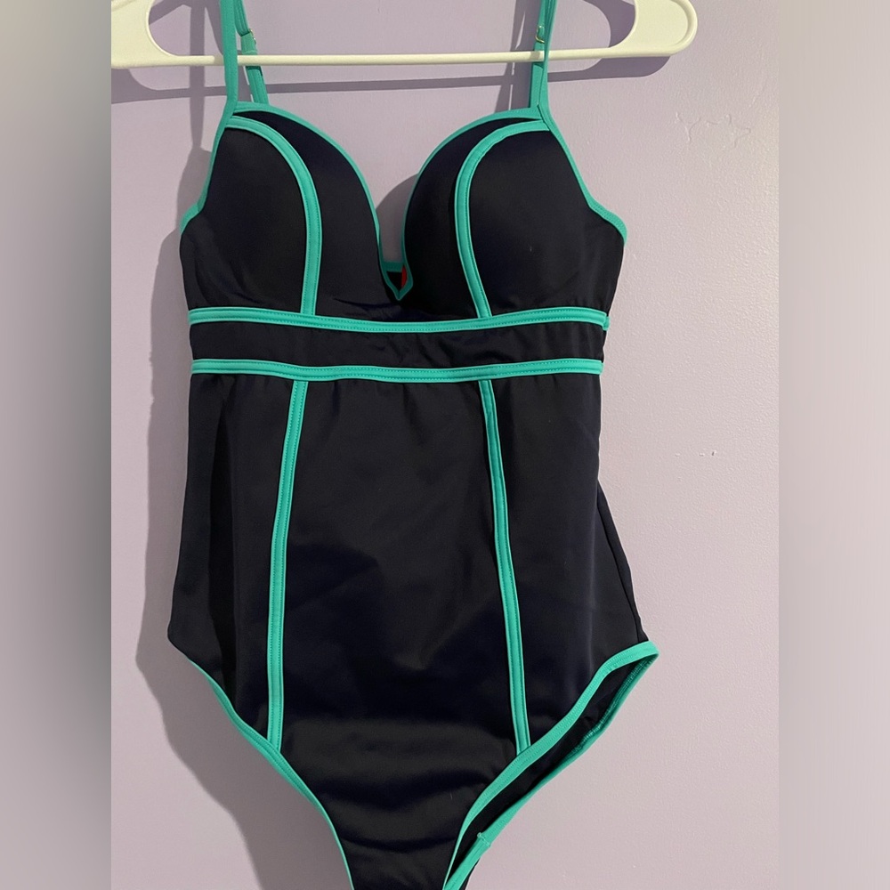 Spanx size 8 one piece swimsuit barely worn